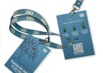 Pass e badge personalizzati in carta piantabile Ecocard